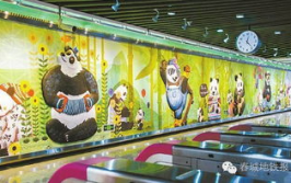 成都熊猫主题地铁,成都地铁3号线盼达号熊猫主题列车，带你领略国宝魅力