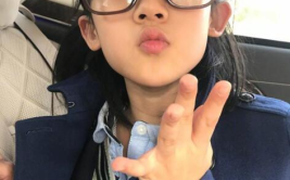 娱乐吃瓜酱近视眼,近视眼视角下的娱乐圈风云